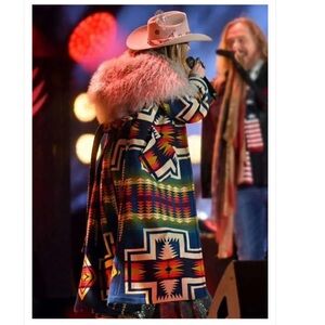 New years eve Lainey Wilson Trench coat